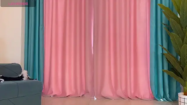 Snapshot of UrGoddessJenny chatting on April 2026 10:57:01 AM UrGoddessJenny online show from April 2026 10:57:01 AM