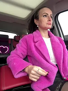 Snapshot of _AHHA_ chatting on March 2025 12:16:01 PM AHHA online show from March 2025 12:16:01 PM