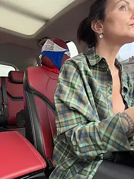 Snapshot of _AHHA_ chatting on November 2025 10:25:02 AM AHHA online show from November 2025 10:25:02 AM