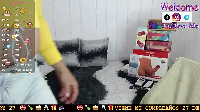 SofiaMadisson online show from January 2025 01:22:01 PM