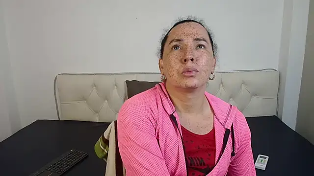 SofiaMadisson online show from February 2025 01:57:01 PM