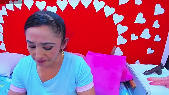 Snapshot of charlotte-11 chatting on March 2025 06:00:01 PM charlotte-11 online show from March 2025 06:00:01 PM