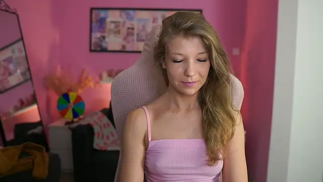 Snapshot of missicute chatting on April 2026 06:08:02 PM missicute online show from April 2026 06:08:02 PM