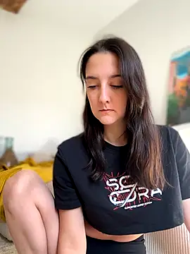  Juliette online show from November 2025 01:09:02 PM