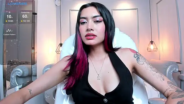 AzuraKindong online show from February 2025 01:26:02 AM