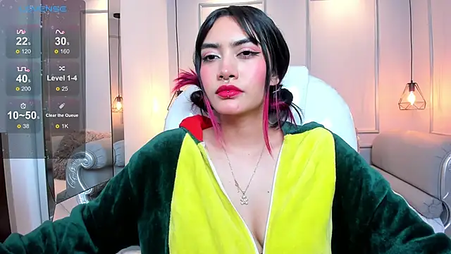 AzuraKindong online show from February 2025 10:30:01 PM