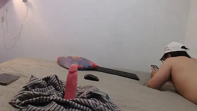 Snapshot of barbie_brunette chatting on March 2025 10:27:02 PM barbie brunette online show from March 2025 10:27:02 PM