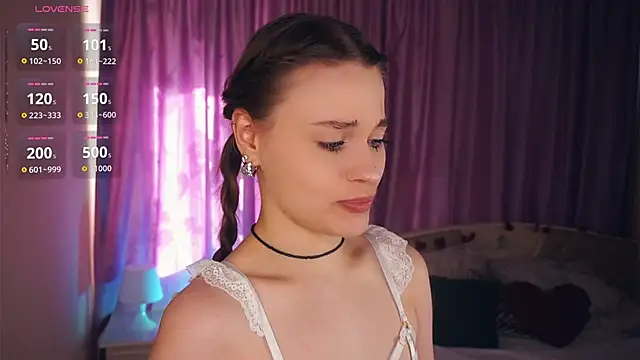 Snapshot of CedelKyngi chatting on February 2025 07:37:02 AM CedelKyngi online show from February 2025 07:37:02 AM