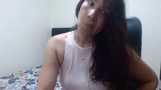 Snapshot of Ainhoa-hot chatting on July 2026 04:29:01 AM Ainhoa-hot online show from July 2026 04:29:01 AM