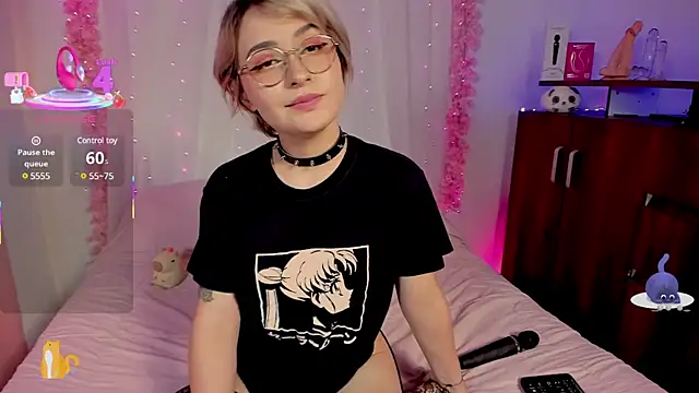 Snapshot of Ahri_howl_sweet chatting on March 2025 09:56:01 PM Ahri howl sweet online show from March 2025 09:56:01 PM