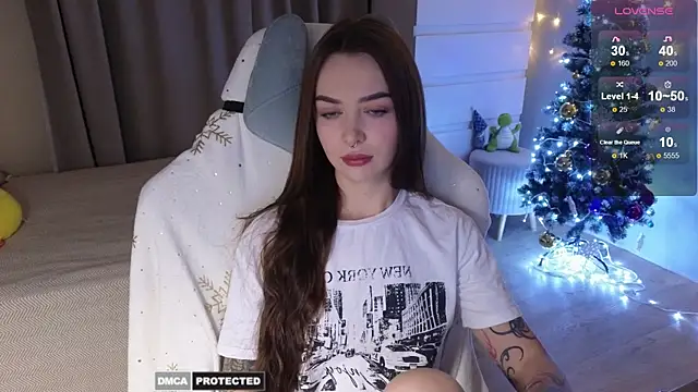 kate leoo online show from December 2024 01:01:02 PM