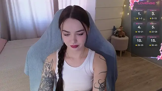 kate leoo online show from April 2026 10:09:02 AM