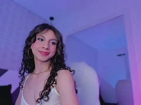 Snapshot of MiissCharlotte chatting on February 2025 09:58:01 AM MiissCharlotte online show from February 2025 09:58:01 AM