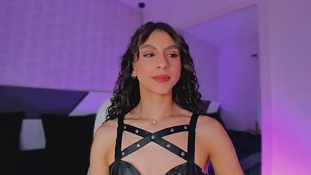 Snapshot of MiissCharlotte chatting on February 2025 04:43:01 AM MiissCharlotte online show from February 2025 04:43:01 AM