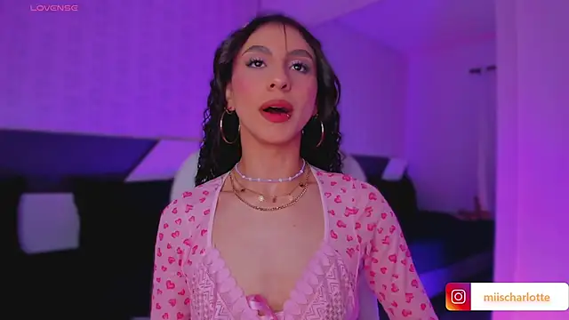 Snapshot of MiissCharlotte chatting on March 2025 12:07:02 AM MiissCharlotte online show from March 2025 12:07:02 AM