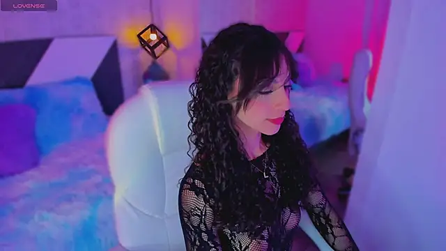 Snapshot of MiissCharlotte chatting on March 2025 04:41:01 AM MiissCharlotte online show from March 2025 04:41:01 AM