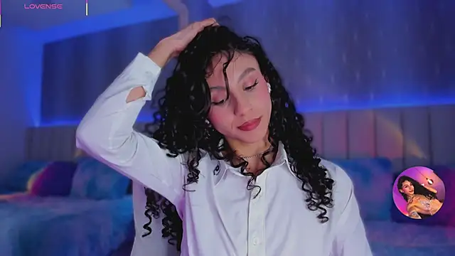 Snapshot of MiissCharlotte chatting on October 2025 04:34:02 AM MiissCharlotte online show from October 2025 04:34:02 AM