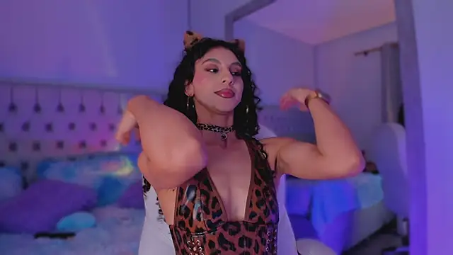 Snapshot of MiissCharlotte chatting on October 2025 03:09:01 AM MiissCharlotte online show from October 2025 03:09:01 AM