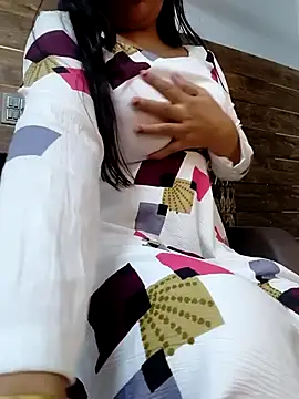 Snapshot of Anamika_24 chatting on October 2025 03:25:01 AM Anamika 24 online show from October 2025 03:25:01 AM