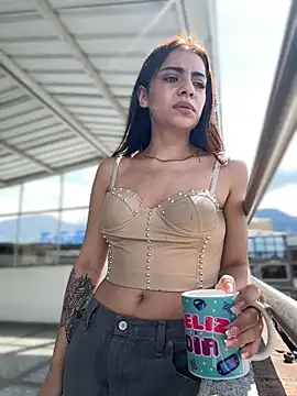 Snapshot of hannacruzsj chatting on December 2025 03:54:01 PM hannacruzsj online show from December 2025 03:54:01 PM