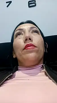 Laura martin  online show from March 2025 12:11:02 AM