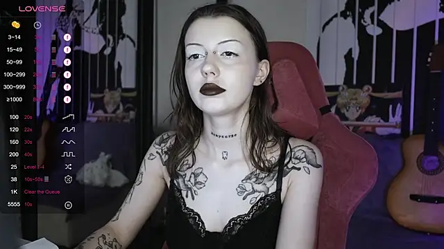 prettybones online show from December 2024 08:05:02 AM