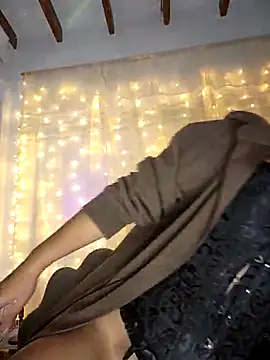 Juanelopez1 online show from February 2025 03:35:02 AM