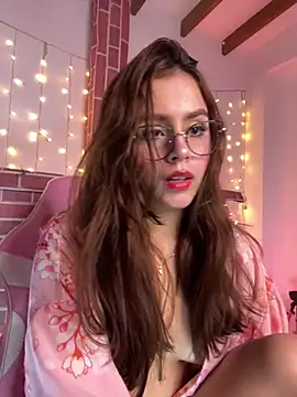 Snapshot of Juanelopez1 chatting on January 2026 01:11:01 AM Juanelopez1 online show from January 2026 01:11:01 AM