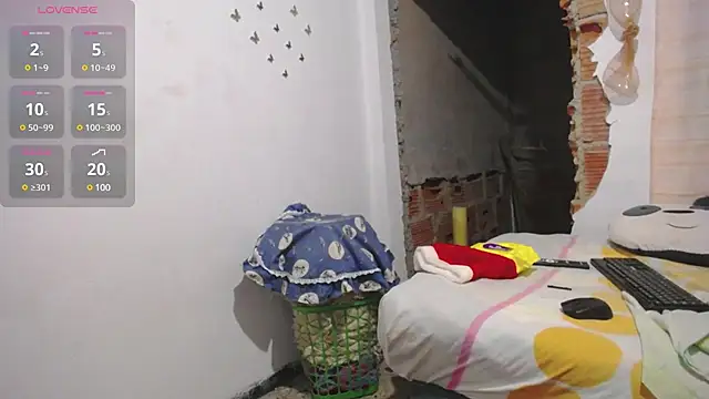 Snapshot of Stepmom_slut_50 chatting on December 2024 11:11:01 PM Stepmom slut 50 online show from December 2024 11:11:01 PM