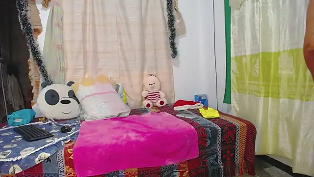 Snapshot of Stepmom_slut_50 chatting on January 2025 01:39:02 AM Stepmom slut 50 online show from January 2025 01:39:02 AM