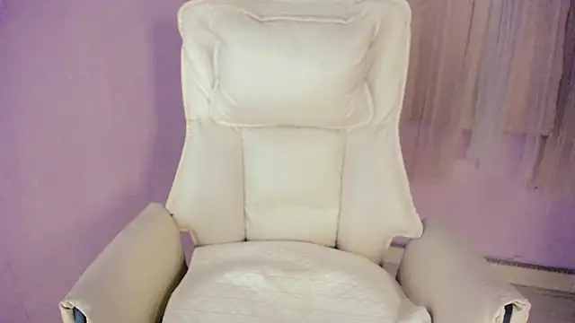 Snapshot of __18Angel__ chatting on November 2025 07:24:02 PM 18Angel online show from November 2025 07:24:02 PM