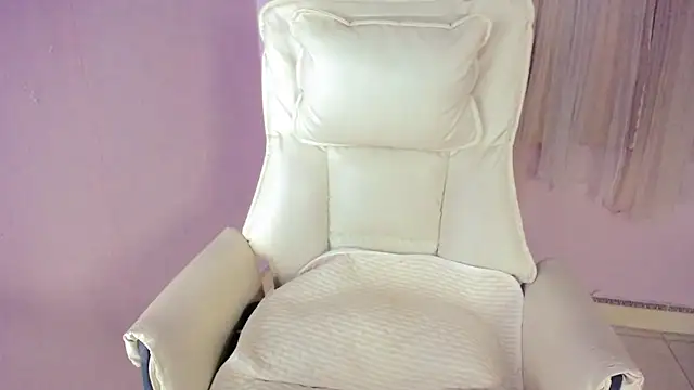 Snapshot of __18Angel__ chatting on November 2025 11:49:01 AM 18Angel online show from November 2025 11:49:01 AM