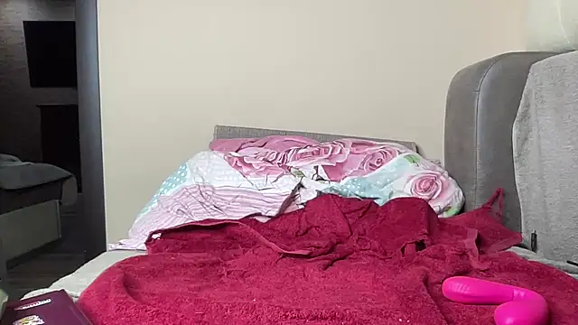 Daddysgirl 777 online show from November 2025 08:03:01 PM