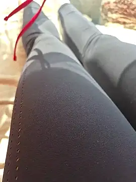 SexyErola27 online show from October 2025 10:35:02 AM