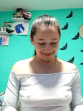 emilypoppy3 online show from February 2025 04:36:02 PM