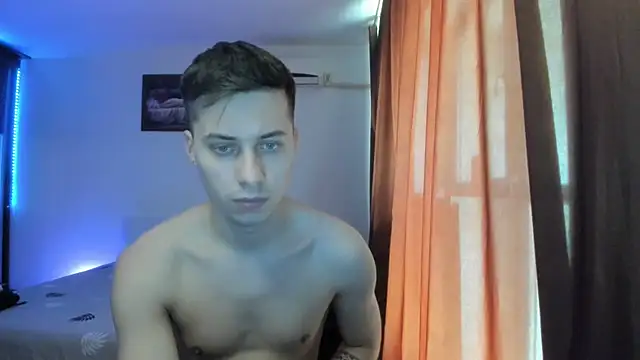 Snapshot of Dreamboy24 chatting on April 2026 11:20:01 AM Dreamboy24 online show from April 2026 11:20:01 AM