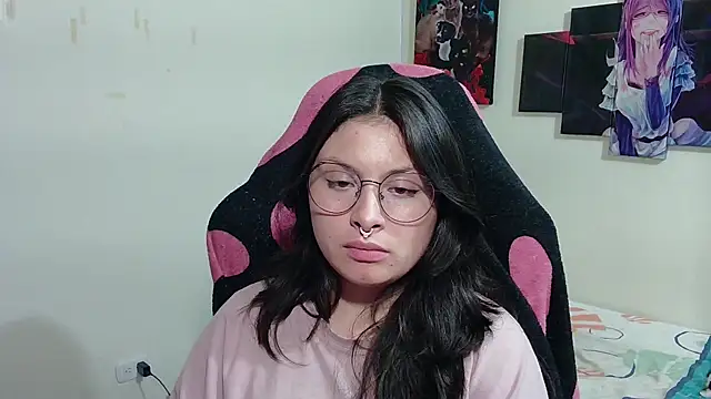 jessica gomez online show from February 2025 11:25:02 PM