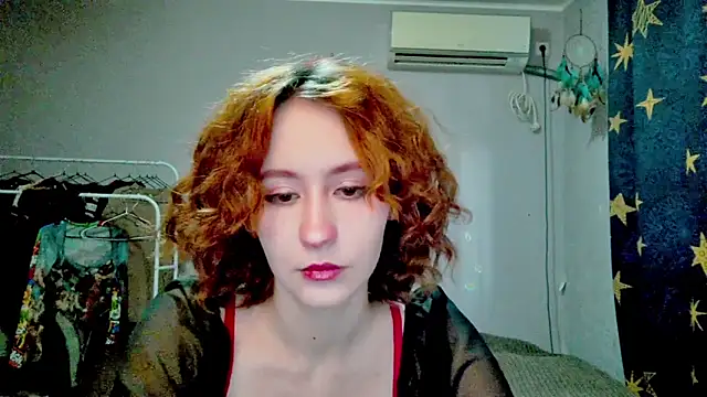 Snapshot of JoannaTompson chatting on April 2026 01:47:01 AM JoannaTompson online show from April 2026 01:47:01 AM