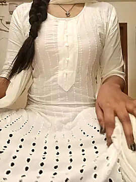 Snapshot of Ruchi-34 chatting on January 2025 06:30:01 PM Ruchi-34 online show from January 2025 06:30:01 PM