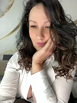 Katie-n online show from July 2026 04:21:01 AM