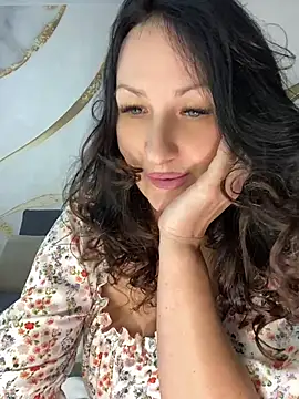 Katie-n online show from July 2026 06:20:01 AM