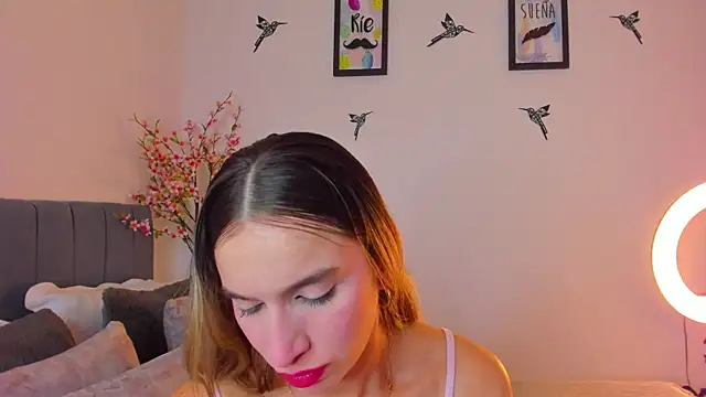 im sarah34 online show from January 2025 06:43:02 AM