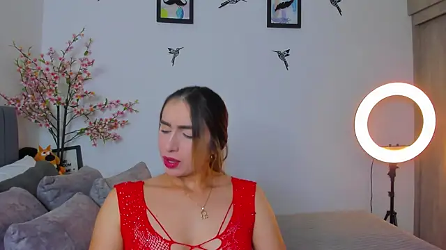 im sarah34 online show from March 2025 03:39:01 AM