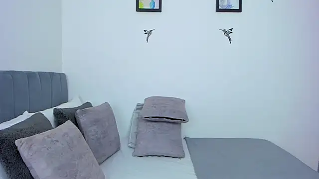 im sarah34 online show from November 2025 03:44:01 PM