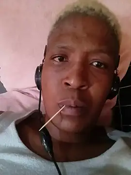 Snapshot of KinkyYours chatting on June 2026 10:50:02 AM KinkyYours online show from June 2026 10:50:02 AM