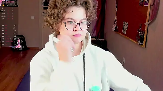 Sashy Way online show from December 2024 11:01:01 PM