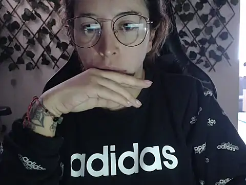 Snapshot of jeiana4u chatting on April 2026 08:23:01 PM jeiana4u online show from April 2026 08:23:01 PM