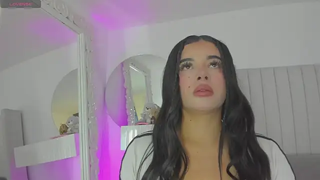 kaylarossi online show from July 2026 06:22:01 PM