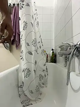 vinzpnr210 online show from January 2025 02:47:02 PM