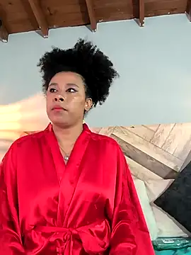 Snapshot of EmmilyBrant chatting on December 2024 06:04:02 PM EmmilyBrant online show from December 2024 06:04:02 PM